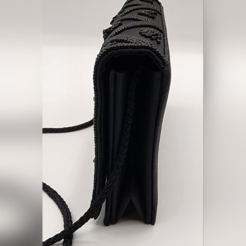 Elegant Black Beaded Women's Evening Bag - Picture 5 of 8